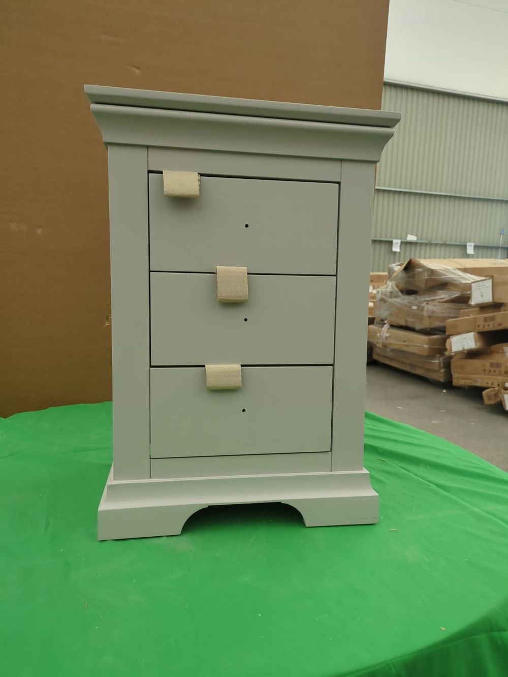 ROS-OUT-00379 Grade-C0 Roseland Furniture Colette 3 Drawer Bedside Table - Grey RRP £139.95