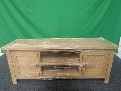 ROS-OUT-00622 Grade-C1 Roseland Furniture Farrow Washed Oak 120cm TV Stand RRP £234.95