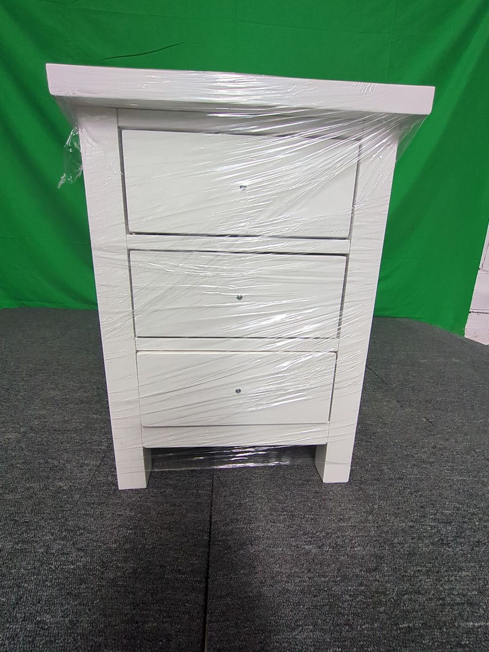Lot of 12 x Roseland Furniture items grade-C1 Good with faults RRP £1284.40