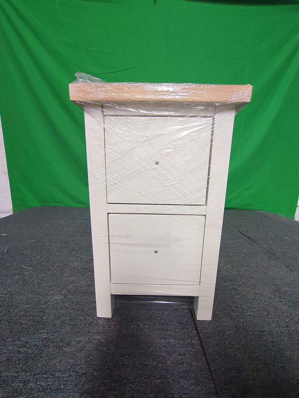 Lot of 12 x Roseland Furniture items grade-C1 Good with faults RRP £1284.40