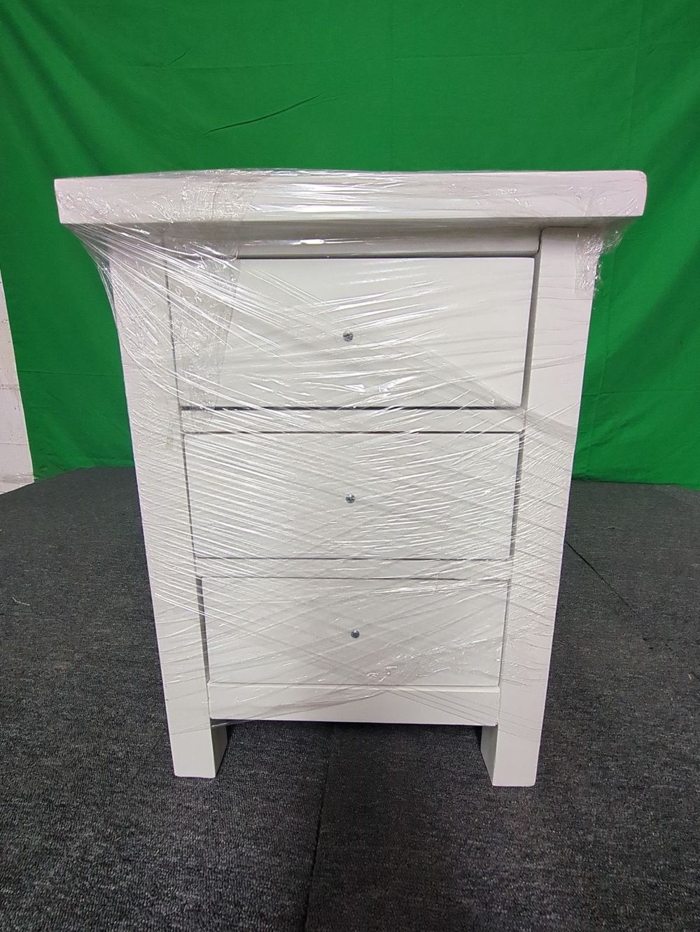 Lot of 12 x Roseland Furniture items grade-C1 Good with faults RRP £1284.40
