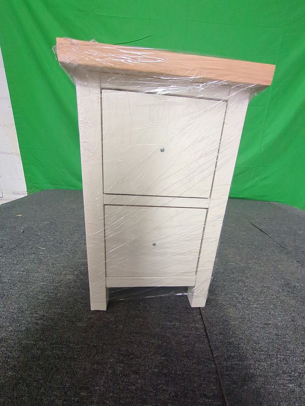 Lot of 12 x Roseland Furniture items grade-C1 Good with faults RRP £1284.40