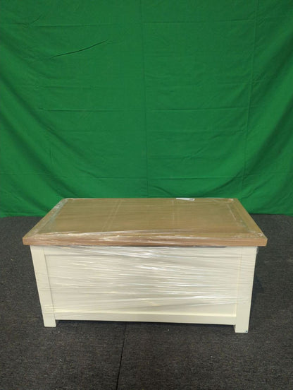 Lot of 8 x Roseland Furniture items grade-C3 Damaged repairable RRP £1179.60