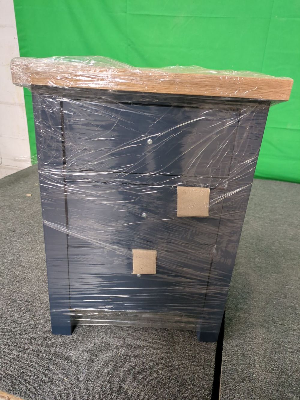 ROS-OUT-00601 Grade-C1 Roseland Furniture Farrow 3 Drawer Bedside Navy RRP £109.95