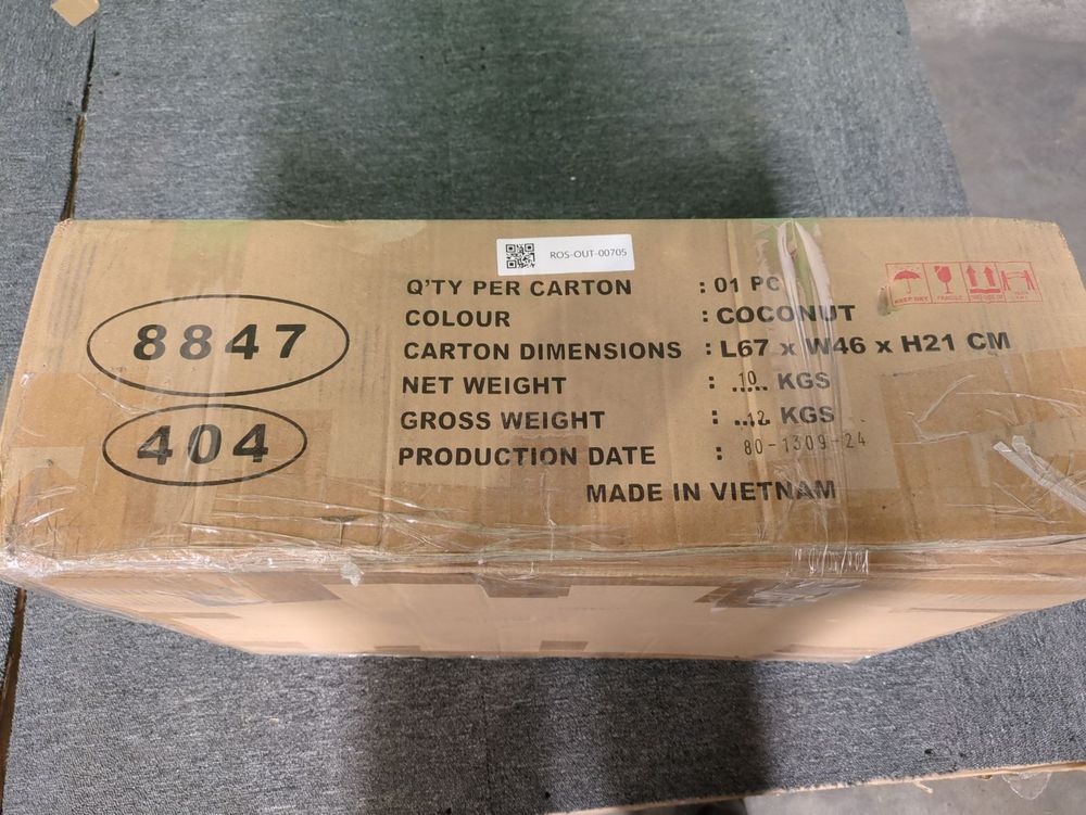 Lot of 11 x Roseland Furniture items grade-C1 Good with faults RRP £1644.45