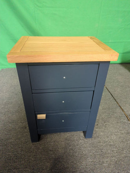 Lot of 11 x Roseland Furniture items grade-C1 Good with faults RRP £1644.45