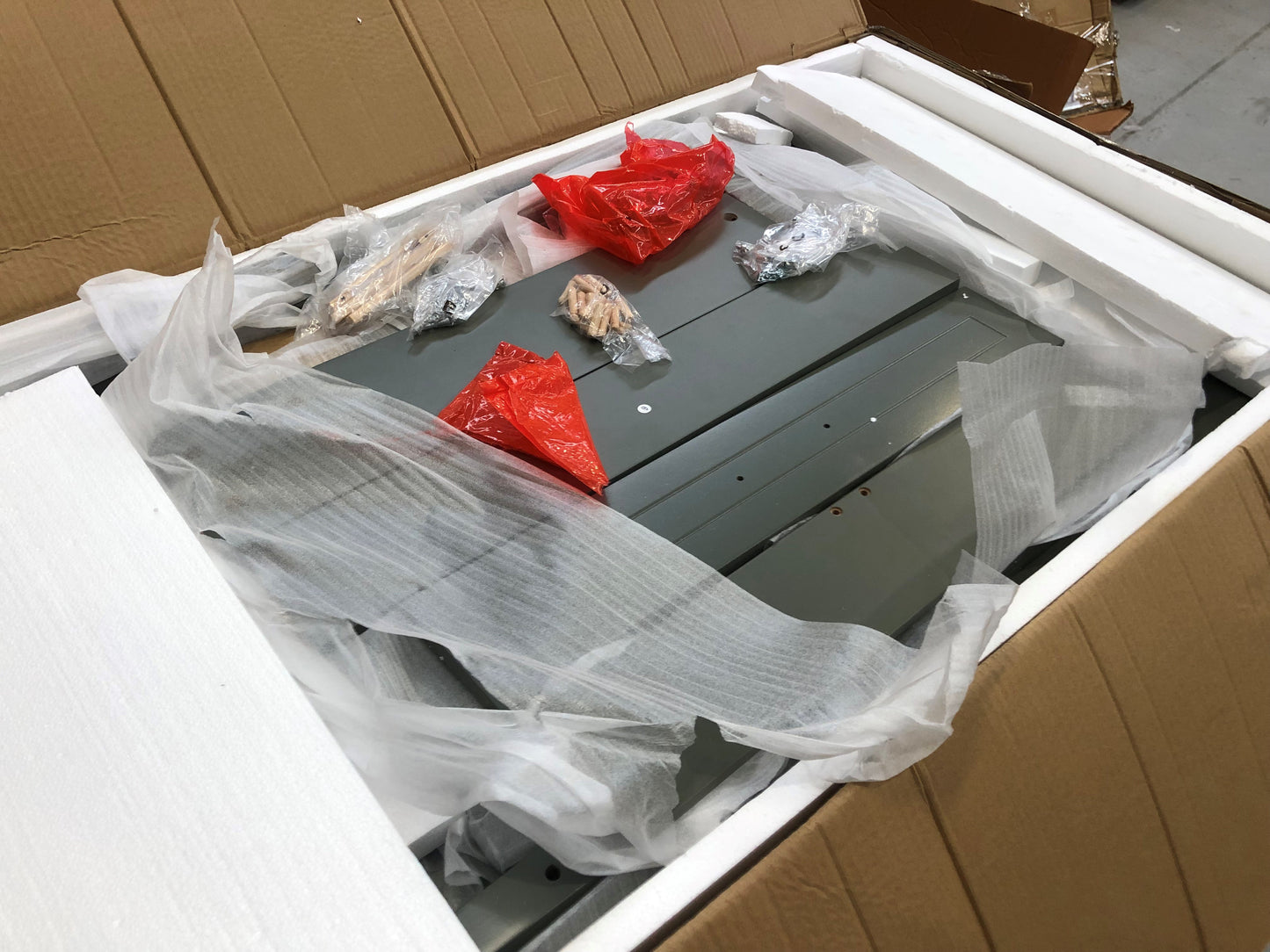 Lot of 6 x Dusk items grade-BER Spares or repair RRP £1631.00