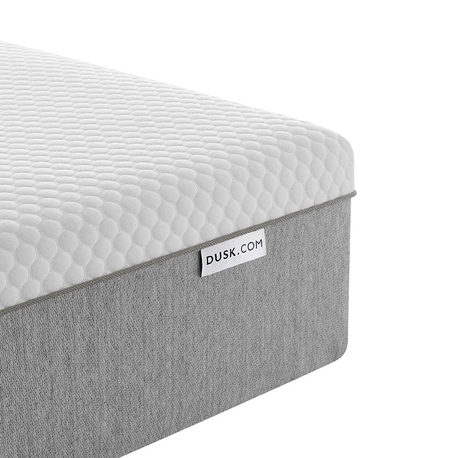 Lot of 3 x Dusk Mattresses Raw Unboxed Unchecked with Faults (ref DUS-APM-A-11875) Total RRP £1547