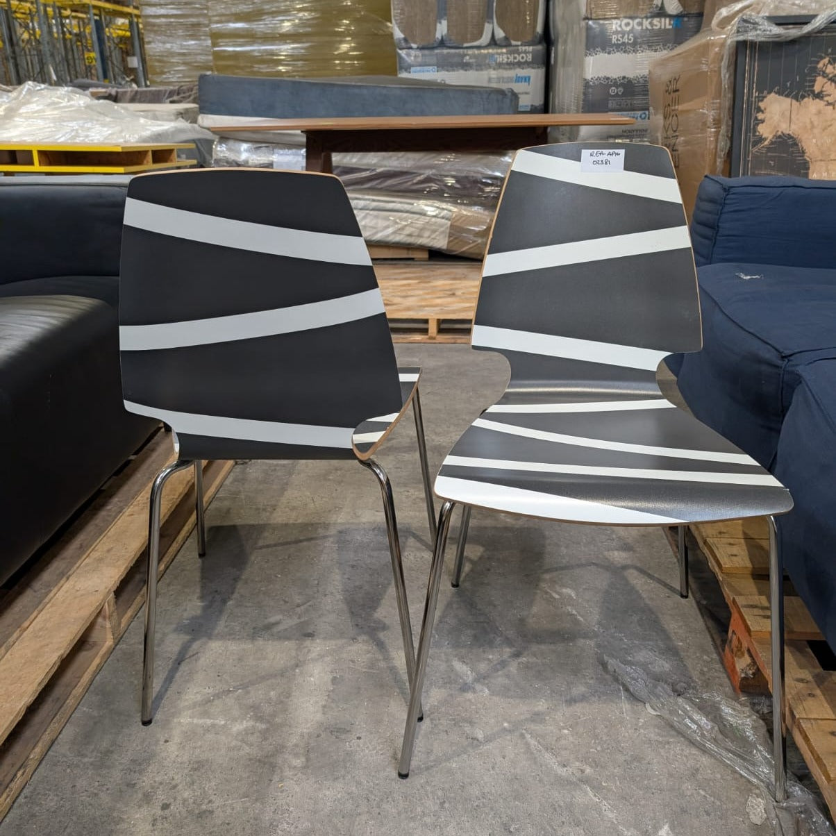 REA-APM-02381 Grade-C0 Ikea Vilmar 5x Wooden Dining Chairs with White and Black Art Deco Design - Total RRP £250