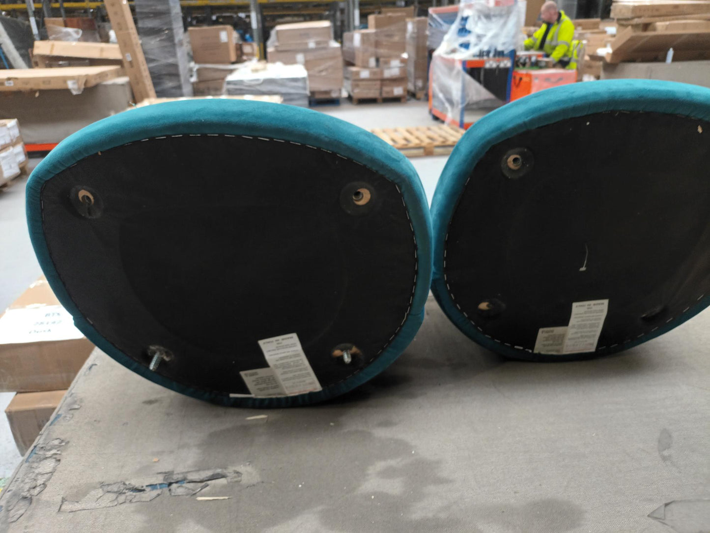 MAS-APM-06519 Grade-DOA Marks & Spencer Set of 2 teal round back velvet chairs RRP £179