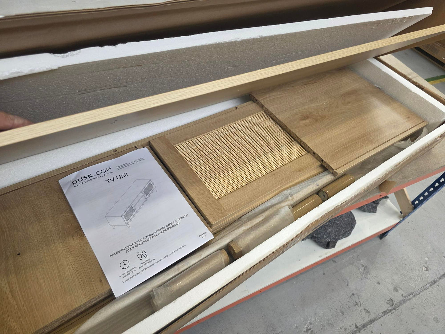 Lot of 12 x Dusk Items for Spares or Repair (ref DUS-APM-A-12328) Total RRP £1719