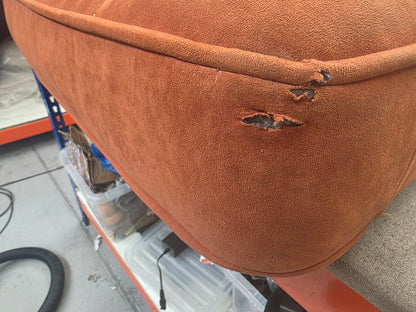 Lot of 2 x Dusk Items inc Upholstery for Spares or Repair (ref DUS-APM-A-12434) Total RRP £1348