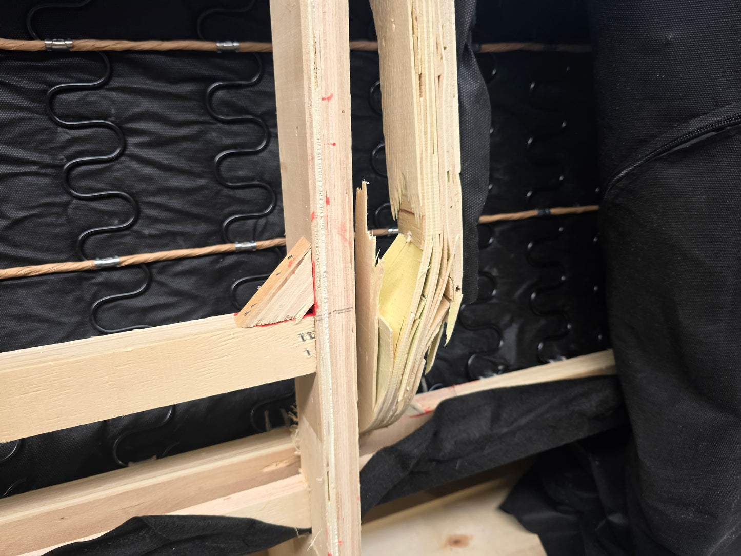 Lot of 7 x Dusk Items Furniture and Sofa for Spares or Repair (ref DUS-APM-A-12890) Total RRP £2171