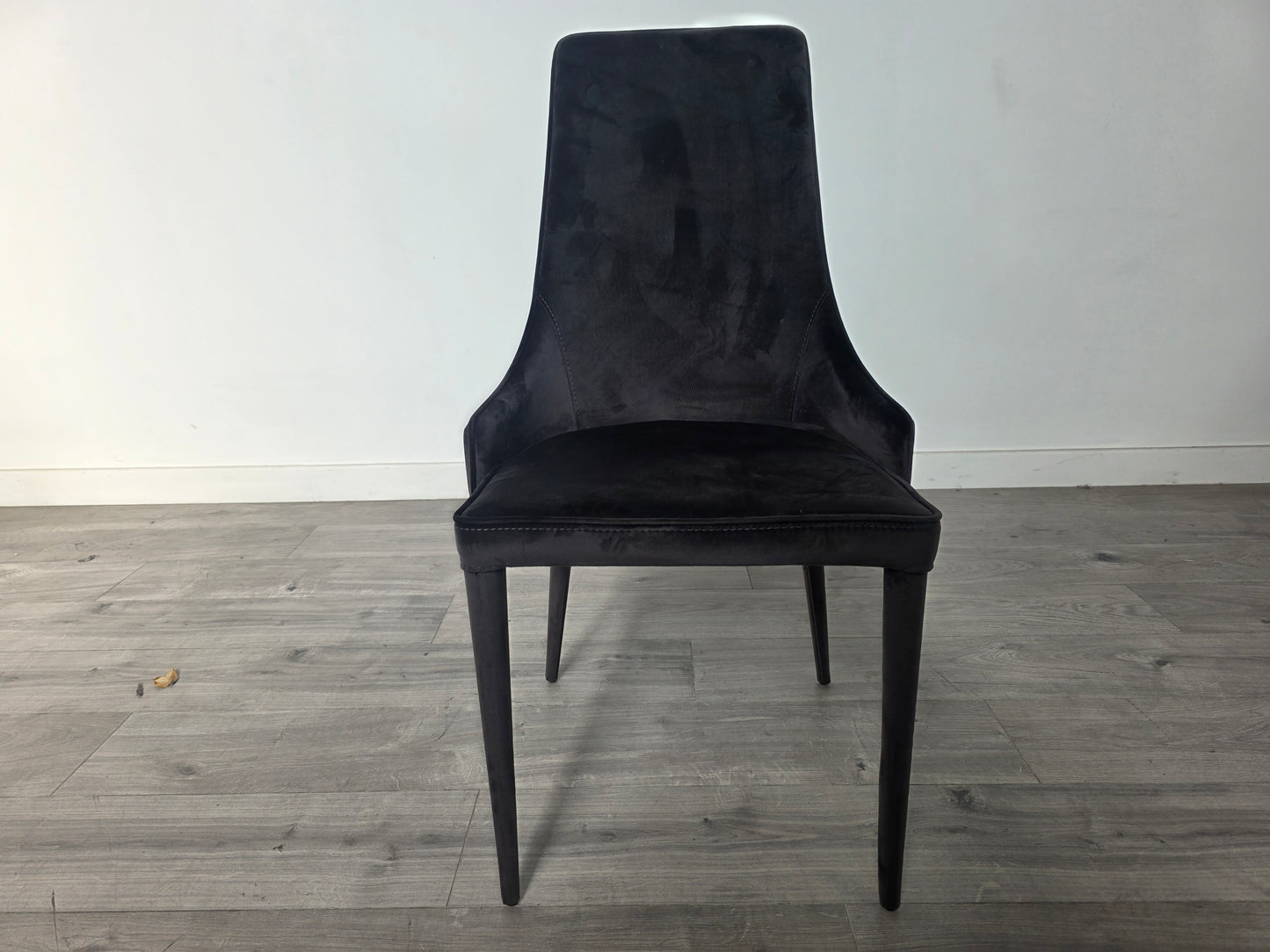 Lot of 5 x DFS Items Chairs and Tables in Good Condition (ref DFS-HO2-A-13094) Total RRP £745