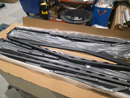 Lot of 4 x Dusk Boxed Beds for Spares or Repair (ref DUS-APM-A-13175) Total RRP £1956