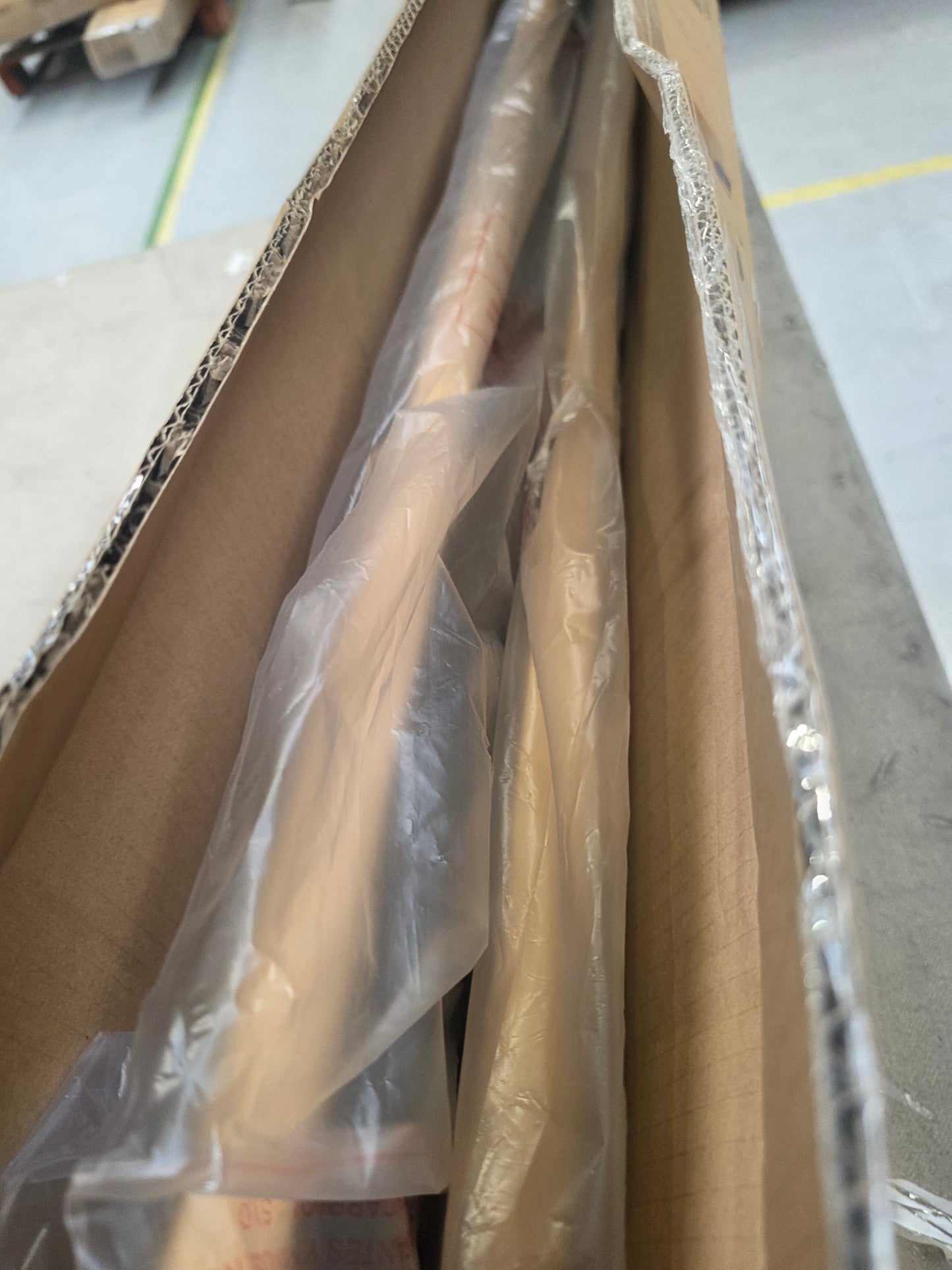 Lot of 6 x Dusk Beds with Damage for Spares or Repair (ref DUS-APM-A-13292) Total RRP £2834