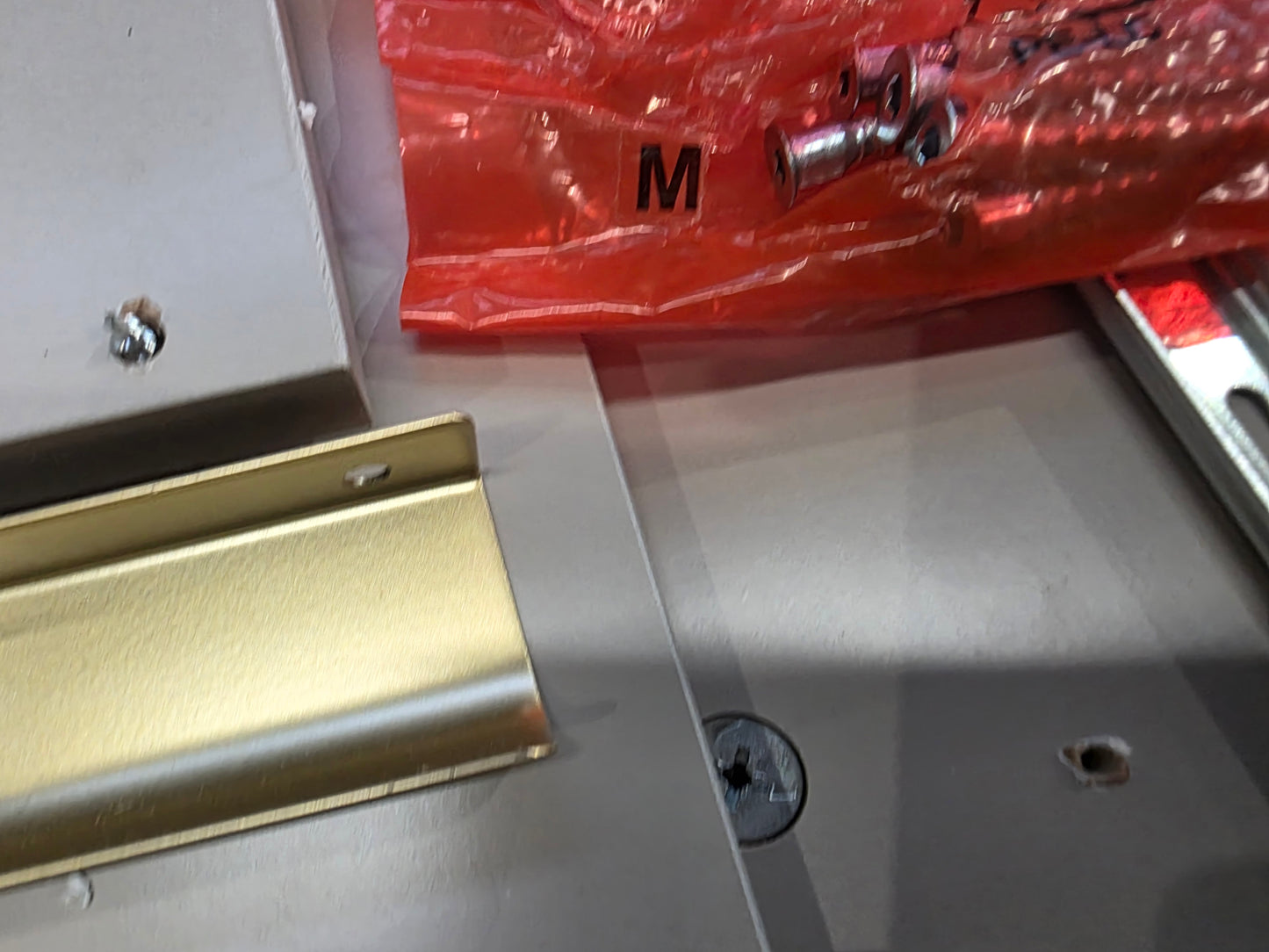 Lot of 8 x Dusk Furniture Items for Spares or Repair (ref DUS-APM-A-13330) Total RRP £2405