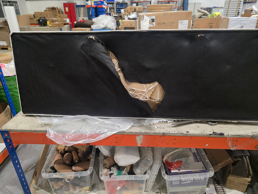 Lot of 2 x Dusk Furniture with Repairable Damage (ref DUS-APM-A-13631) Total RRP £538