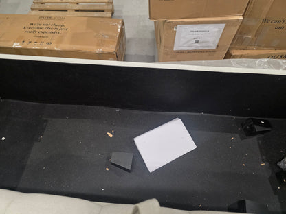 Lot of 2 x Dusk Furniture with Repairable Damage (ref DUS-APM-A-13631) Total RRP £538