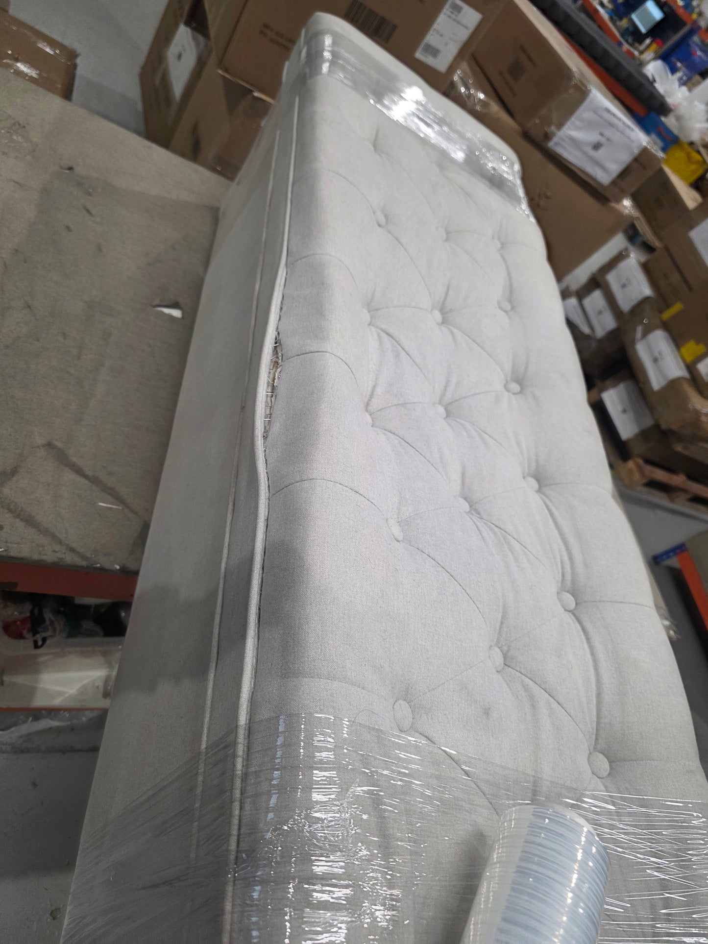 Lot of 2 x Dusk Furniture with Repairable Damage (ref DUS-APM-A-13631) Total RRP £538