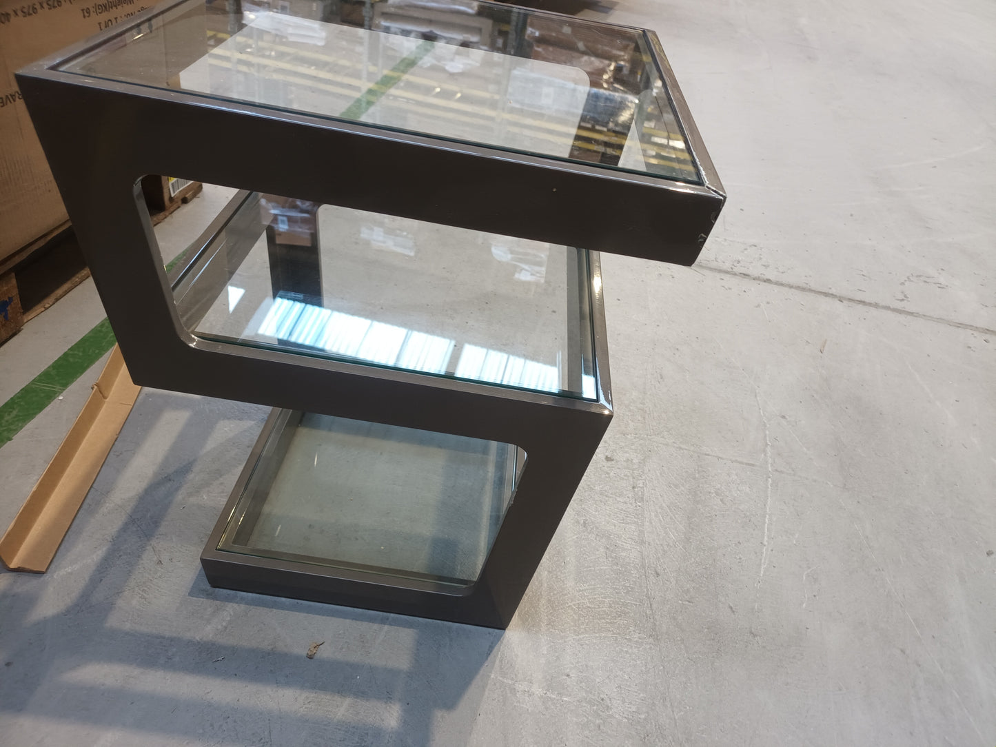 Lot of 6 x DFS Coffee Tables and Chairs grade-BER Spares or repair RRP £1461.00