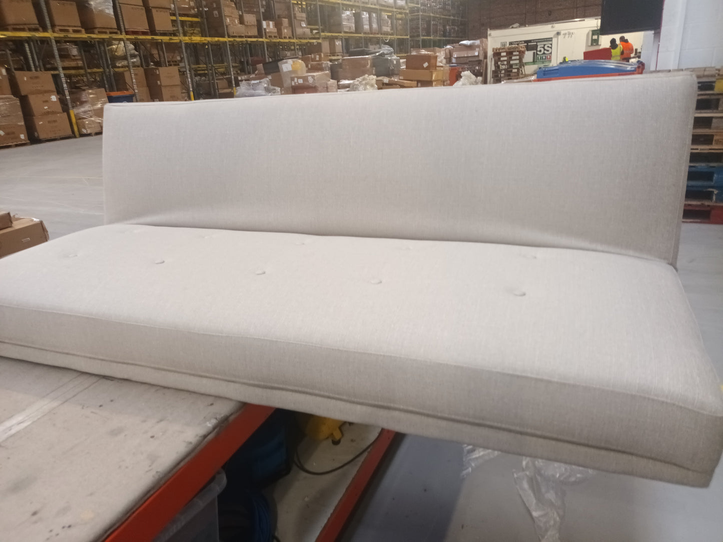 Lot of 4 x Dusk mixed furniture items grade-BER Spares or repair RRP £822.00