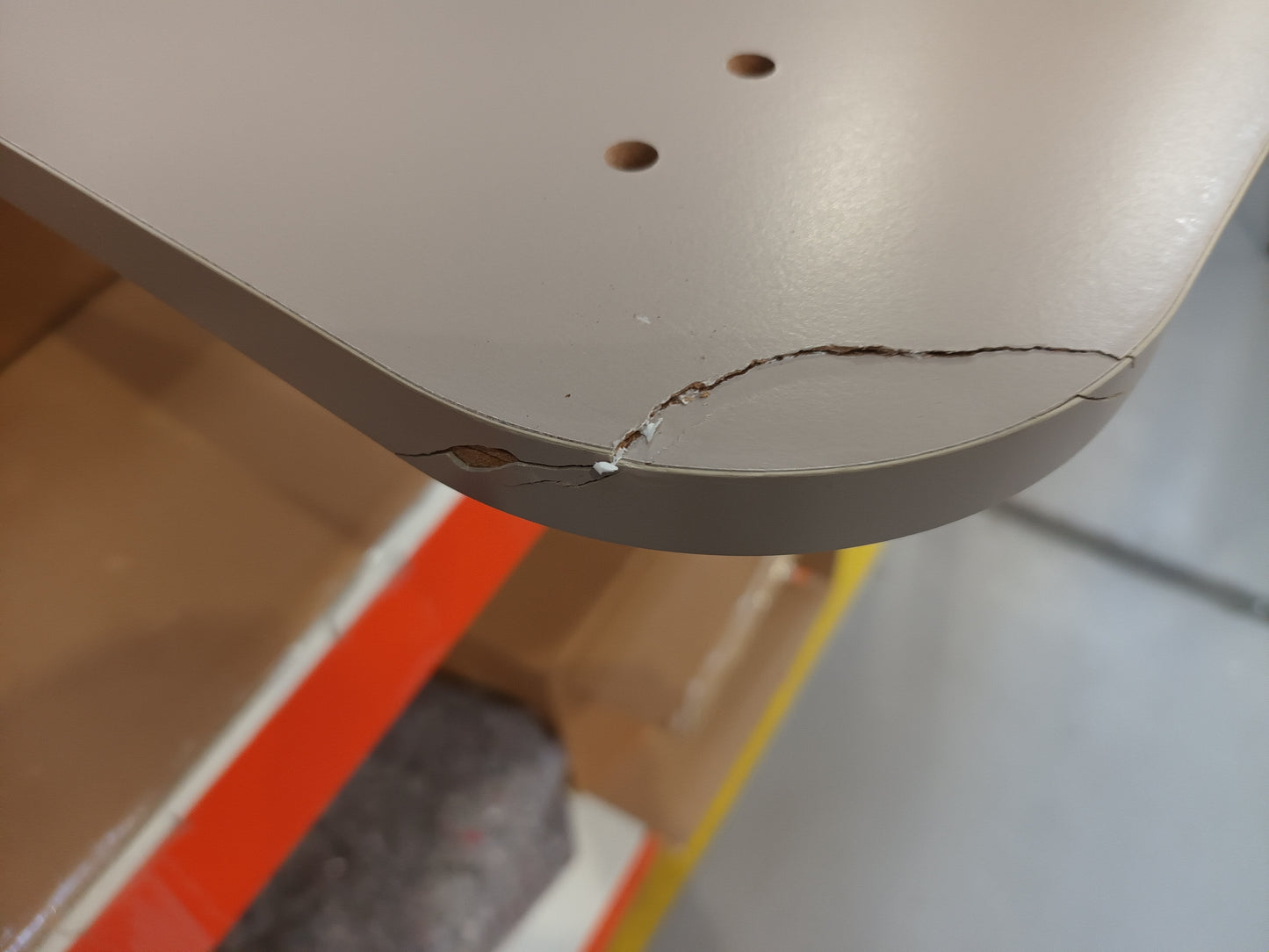 Lot of 8 x Dusk items grade-BER Spares or repair RRP £2352.00