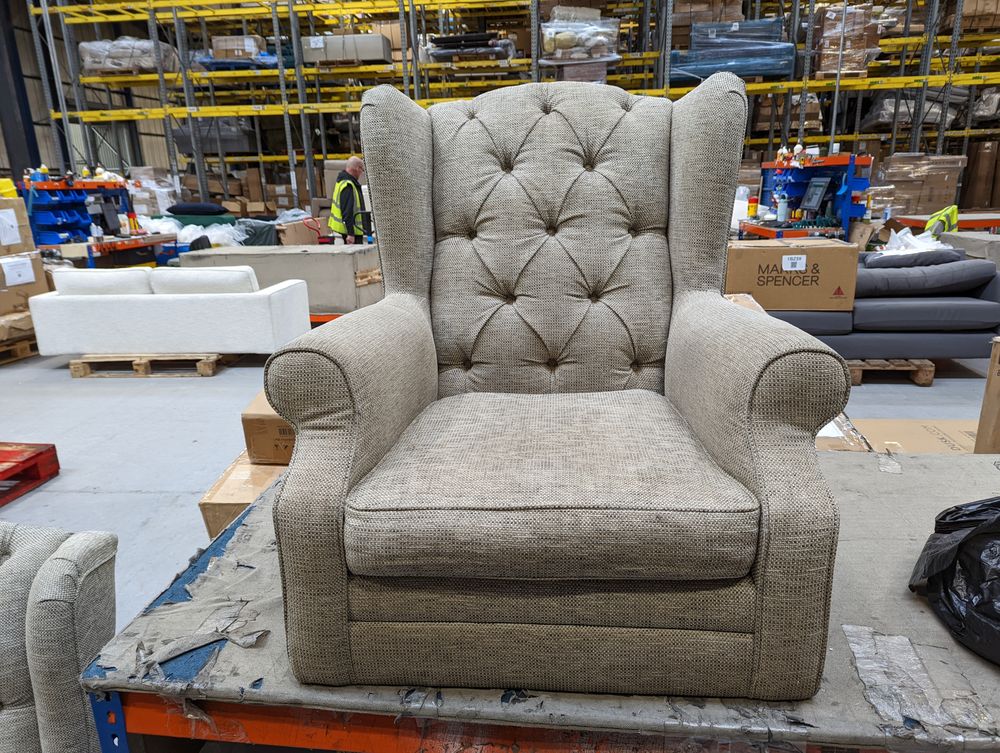 Lot of 2 x M&S upholstery items for Spares or Repair (ref MAS-APM-A-13530) Total RRP £1198