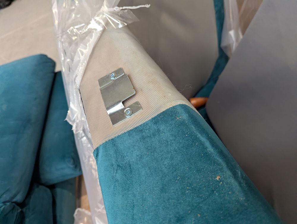 Lot of 2 x M&S Items inc Upholstery for Spares or Repair (ref MAS-APM-A-13959) Total RRP £1450