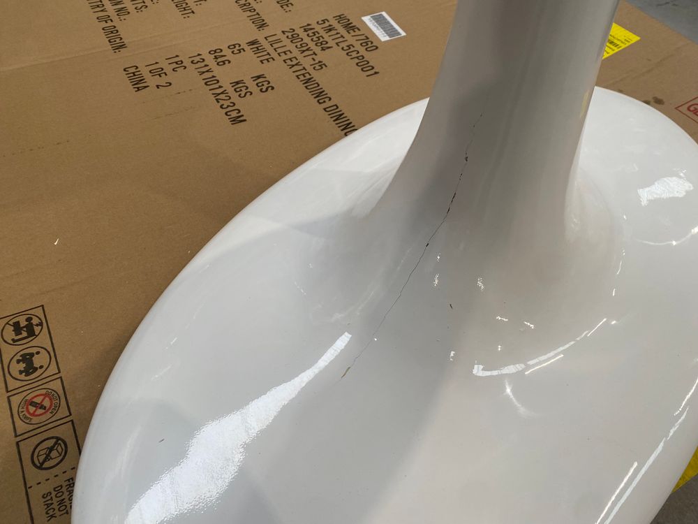 Lot of 2 x DFS Lille Extending 4 6 Seater Dining Table In White grade-BER Spares or repair RRP £1998.00