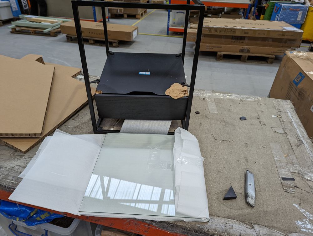 Lot of 2 x DFS Items for Spares or Repair (ref DFS-HO2-A-13793) Total RRP £998