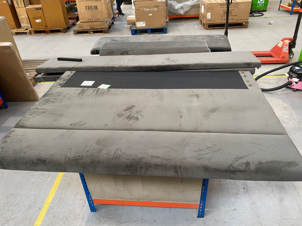 Lot of 3 x DFS Items inc Beds for Spares or Repair (ref DFS-HO2-A-13610) Total RRP £2597