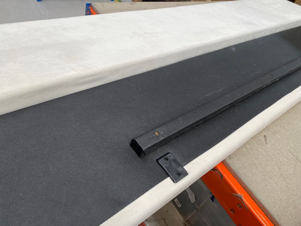 Lot of 2 x DFS Items inc Beds inc Beds for Spares or Repair (ref DFS-HO2-A-12646) Total RRP £1698