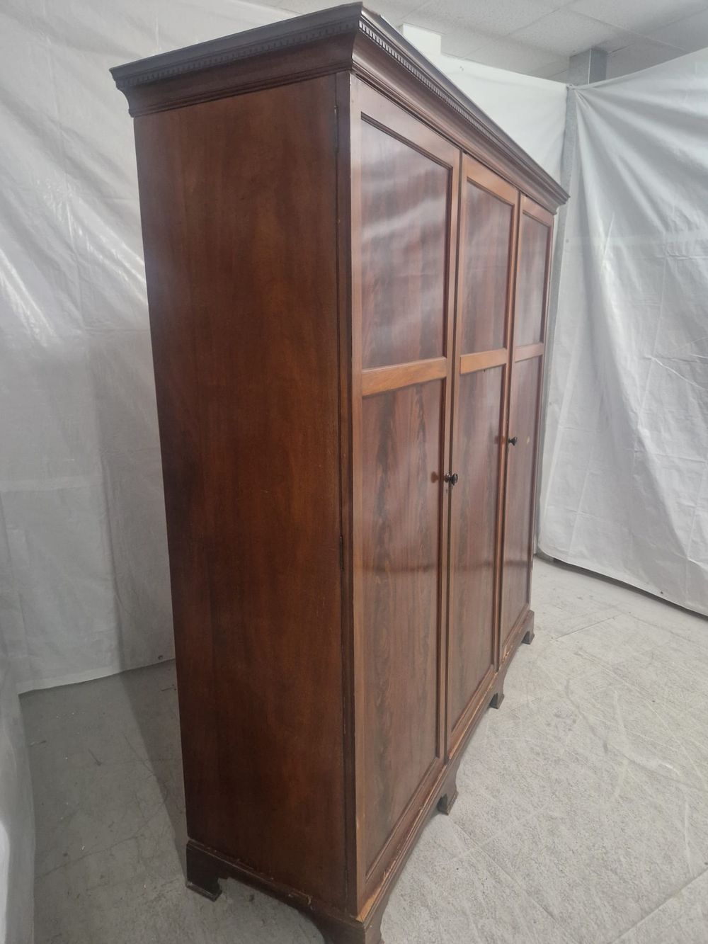 Lot of 9 x Dusk Furniture for Spares or Repair (ref DUS-GOL-A-13822) Total RRP £1481