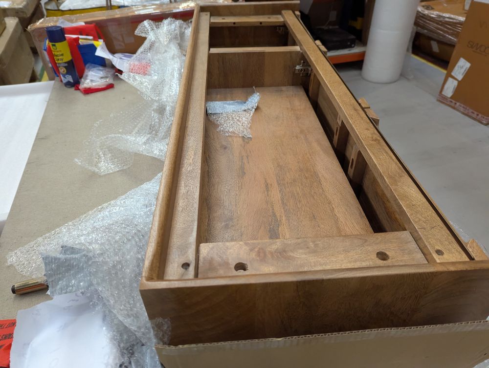 Lot of 6 x Swoon items grade-BER Spares or repair RRP £2204.00