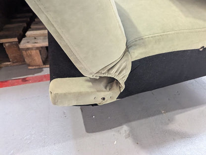 Lot of 2 x Dusk items grade-BER Spares or repair RRP £528.00