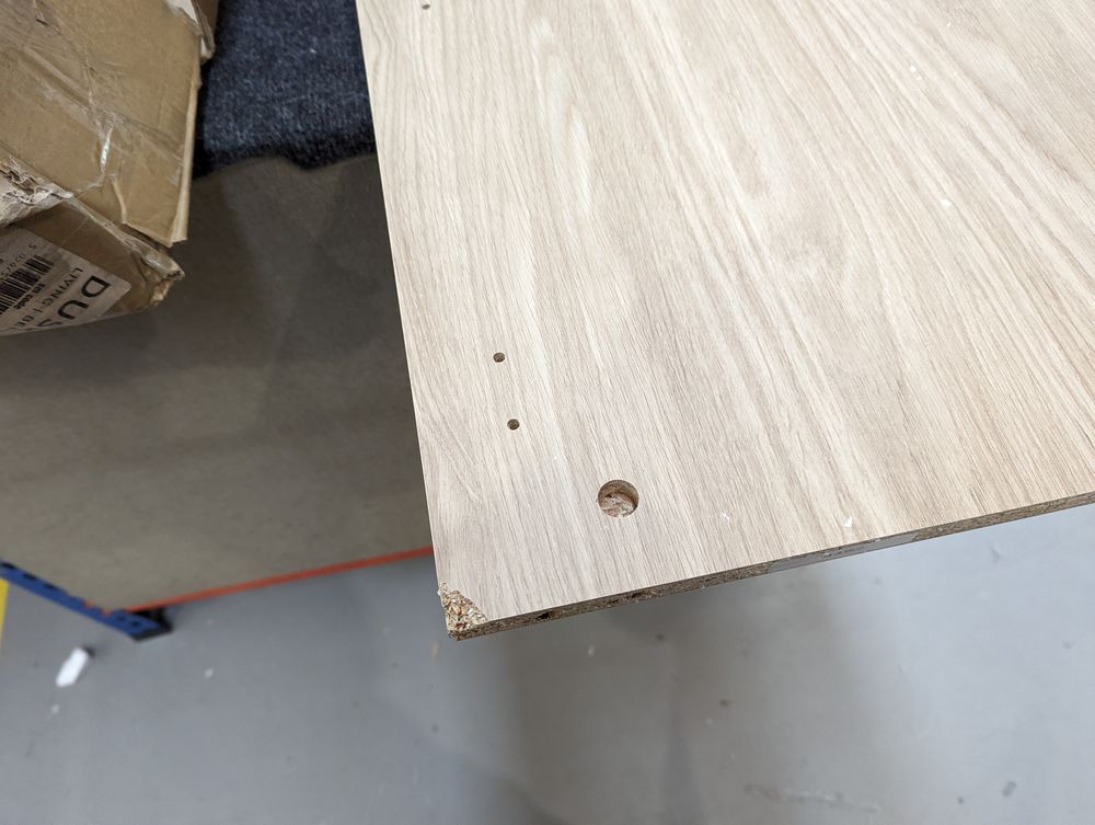 Lot of 8 x Dusk items grade-BER Spares or repair RRP £2352.00