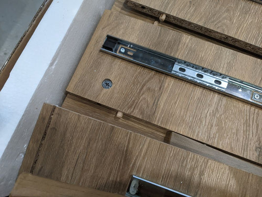 Lot of 8 x Dusk Items for Spares or Repair (ref DUS-APM-A-13540) Total RRP £2243