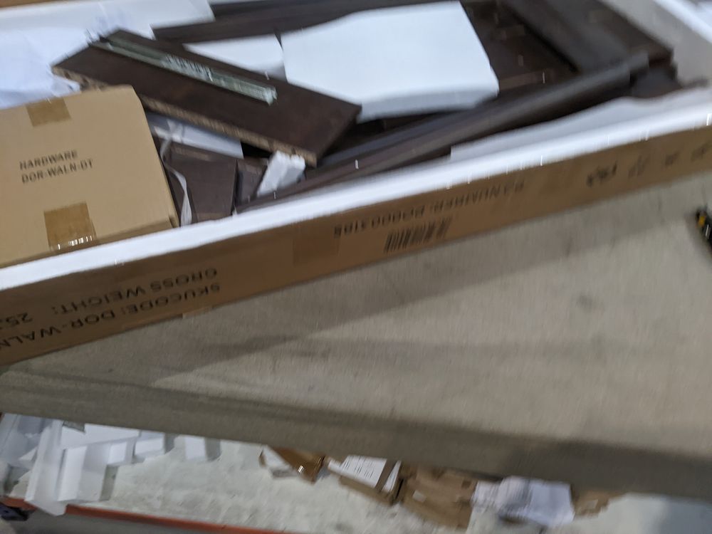 Lot of 12 x Dusk Items for Spares or Repair (ref DUS-APM-A-12541) Total RRP £1689