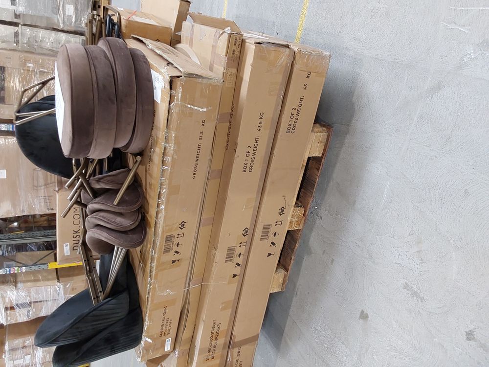 Lot of 14 x Dusk items grade-DOA Spares or repair RRP £3741.00
