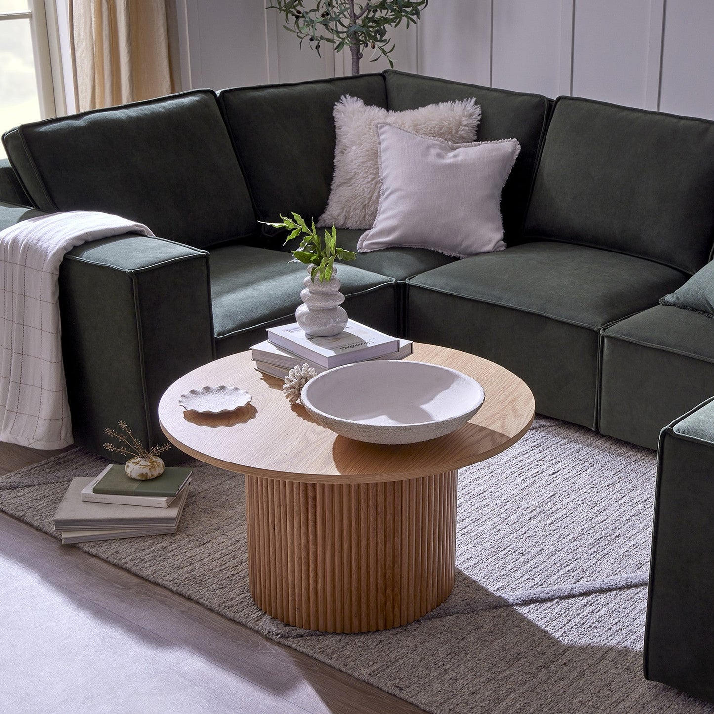 DUS-CC2-03365 Grade-B Dusk Hattie Round Pedestal Coffee Table - Light Wood RRP £189.00