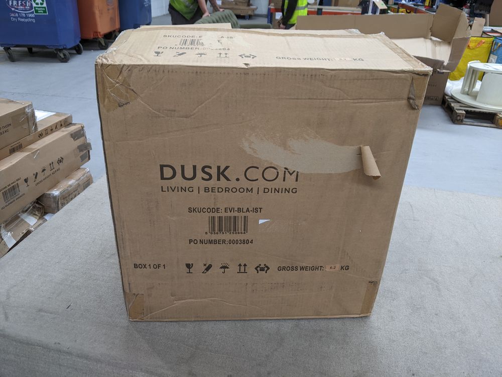 Lot of 18 x Dusk Furniture Items and Parts for Spares or Repair (ref DUS-APM-A-12863) Total RRP £2568