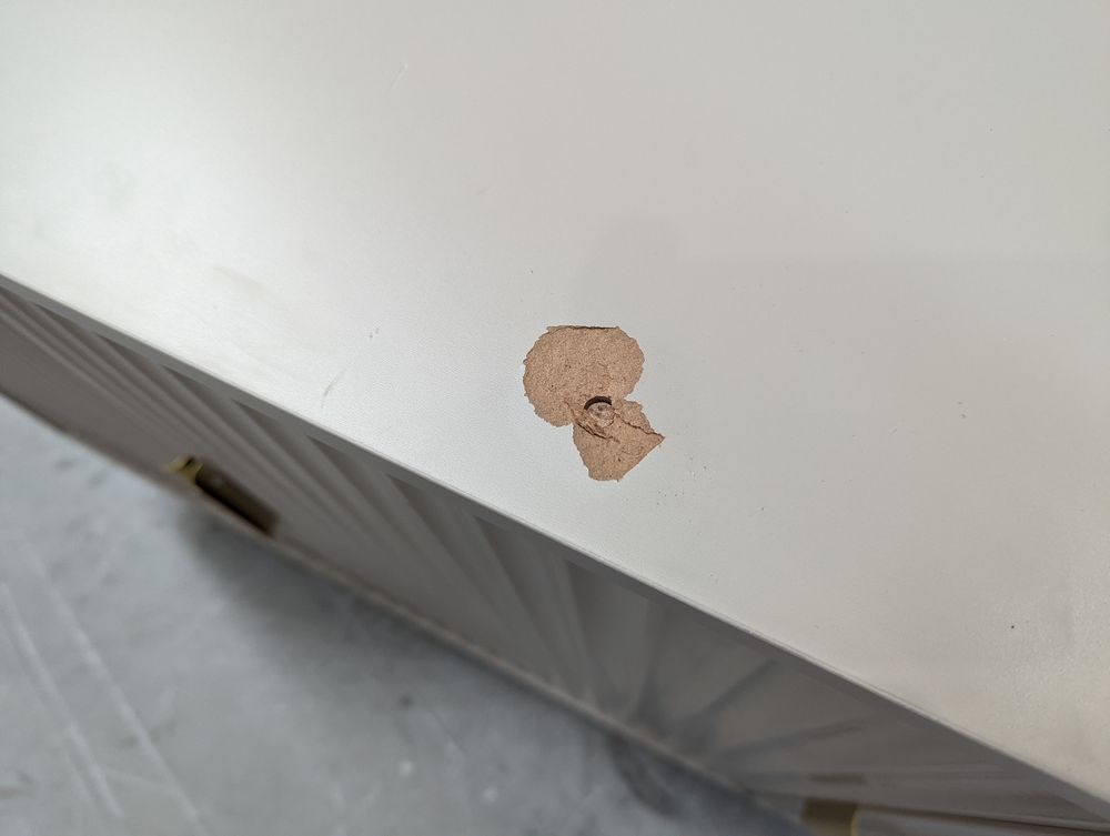 Lot of 3 x Dusk Furniture Items for Spares or Repair (ref DUS-APM-A-13472) Total RRP £882