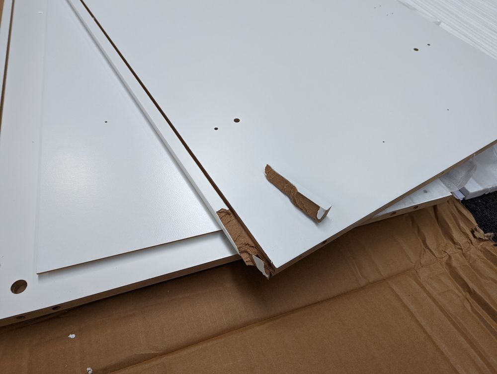 Lot of 5 x Dusk items grade-BER Spares or repair RRP £1324.00