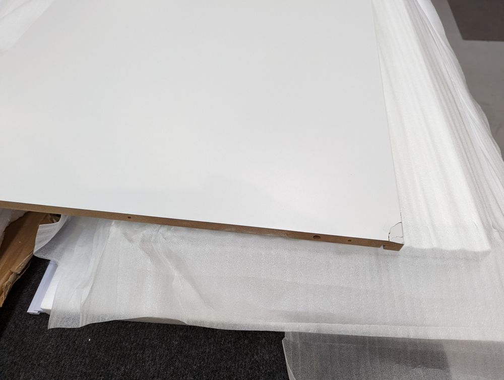 Lot of 5 x Dusk items grade-BER Spares or repair RRP £1324.00