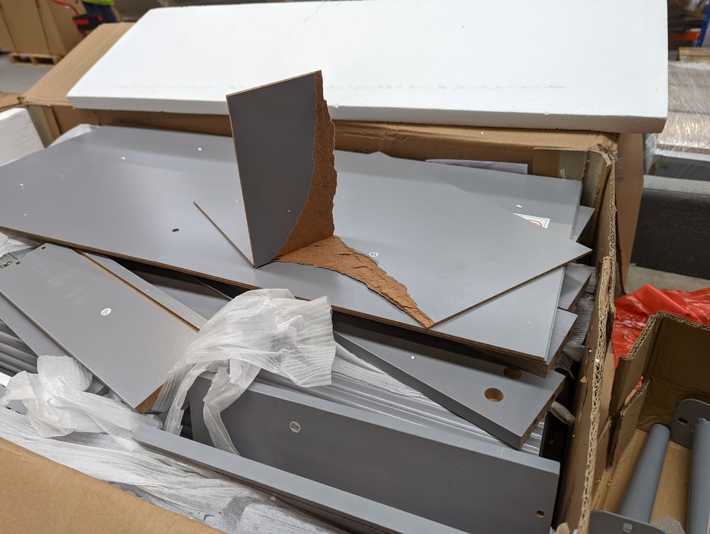 Lot of 8 x Dusk Furniture Items for Spares or Repair (ref DUS-APM-A-13263) Total RRP £2282