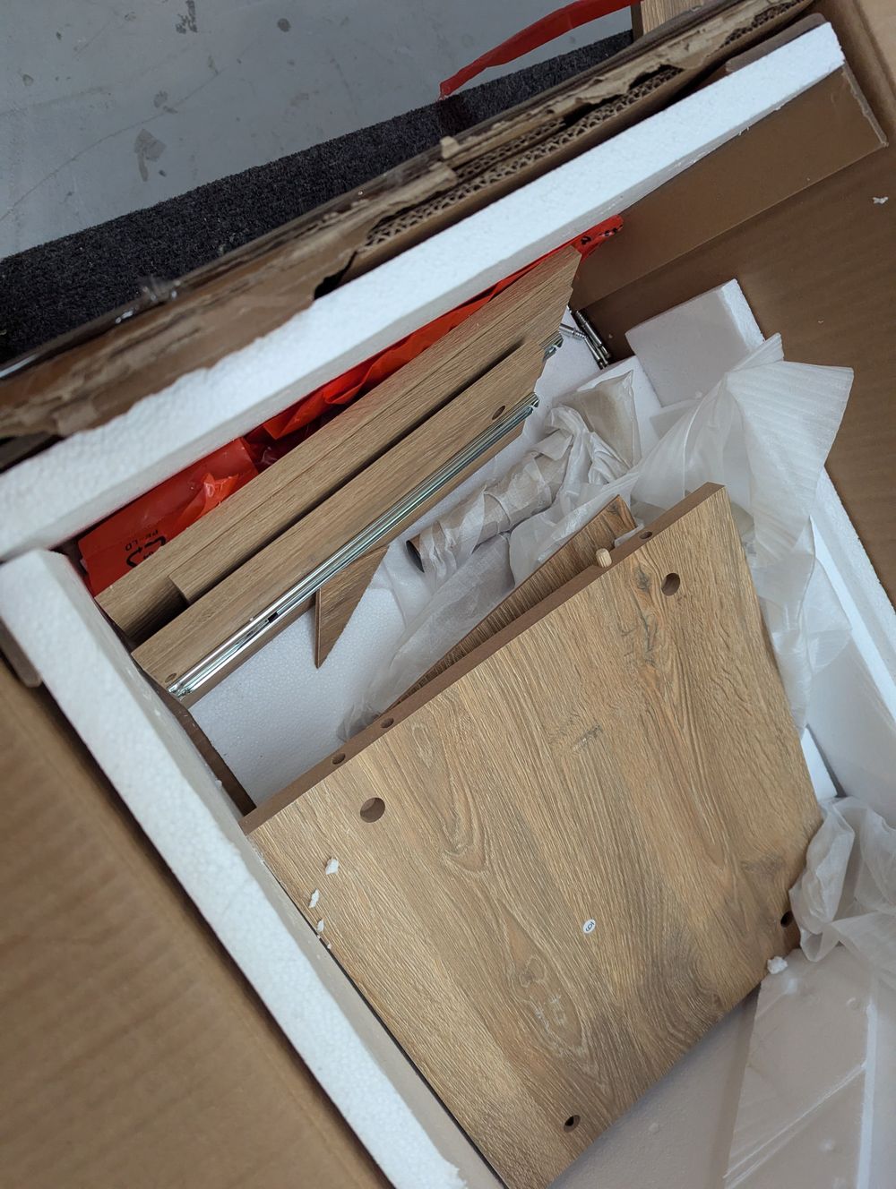 Lot of 10 x Dusk items grade-BER Spares or repair RRP £1523.00