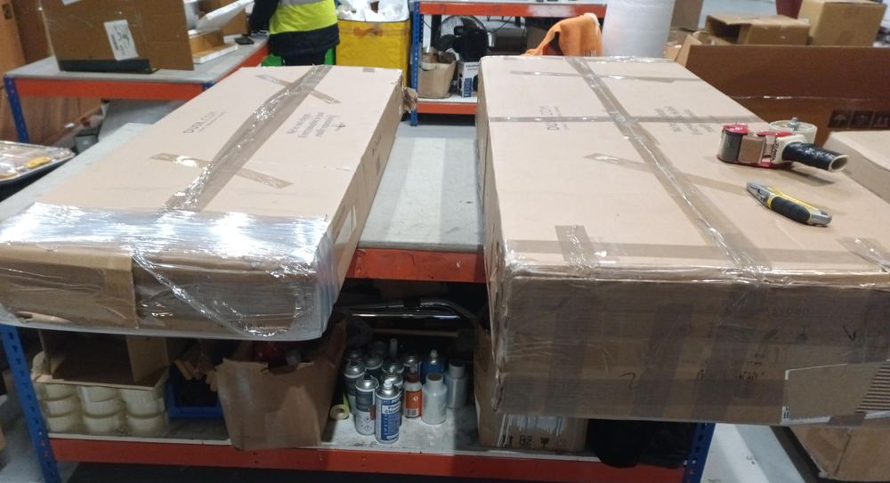 Lot of 7 x Dusk items grade-BER Spares or repair RRP £1447.00