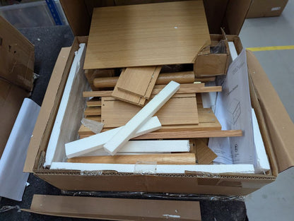 Lot of 8 x Dusk items grade-BER Spares or repair RRP £1705.00