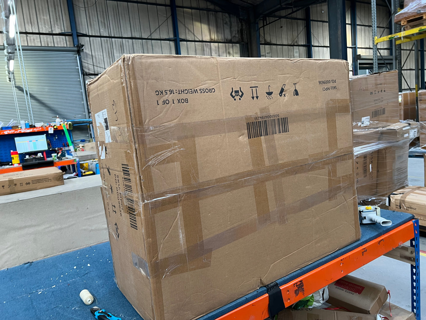 Lot of 11 x Dusk furniture items grade-BER Spares or repair RRP £1756.00